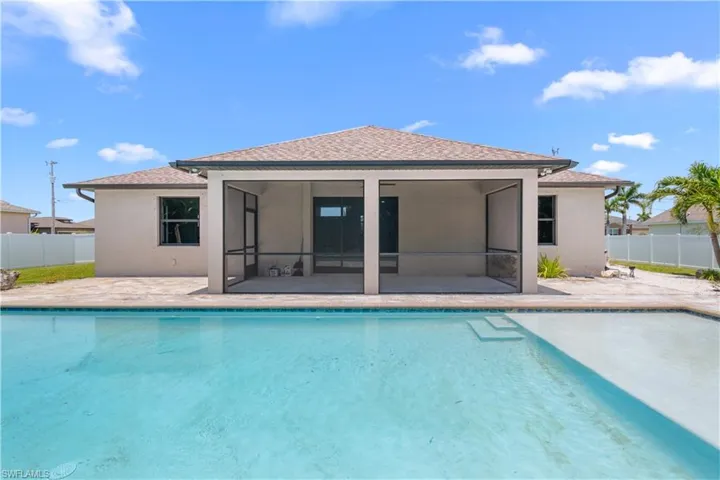 2208 Sw 12th Ln, Cape Coral, Florida 33991