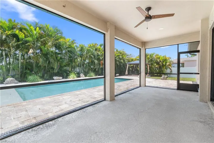 2208 Sw 12th Ln, Cape Coral, Florida 33991