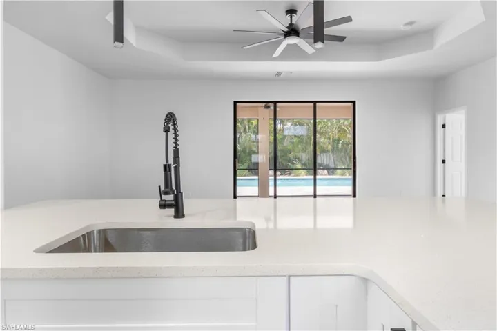 2208 Sw 12th Ln, Cape Coral, Florida 33991