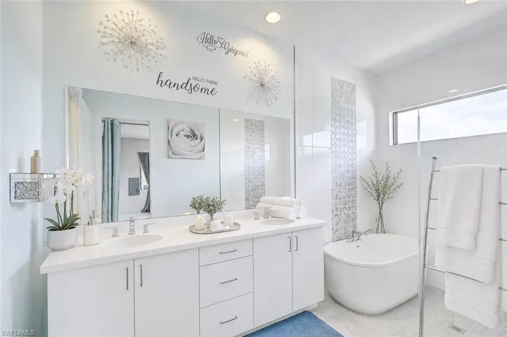 Custom Spa Bath - Primary Bathroom