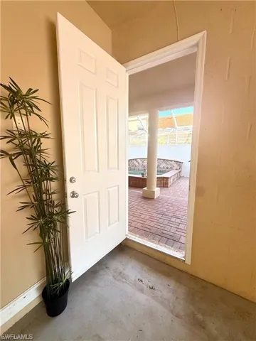 Garage Access to Courtyard