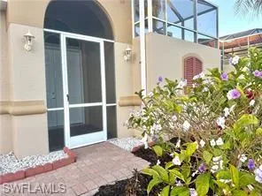 Entry Sunroom