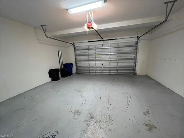 large 2 cr garage