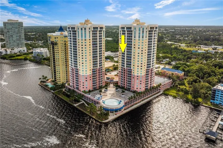 2743  1st  ST, Fort Myers, FL 33916