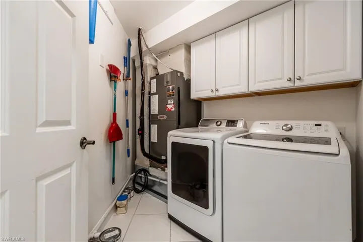 2743  1st  ST, Fort Myers, FL 33916