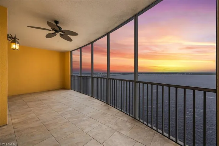 2743  1st  ST, Fort Myers, FL 33916
