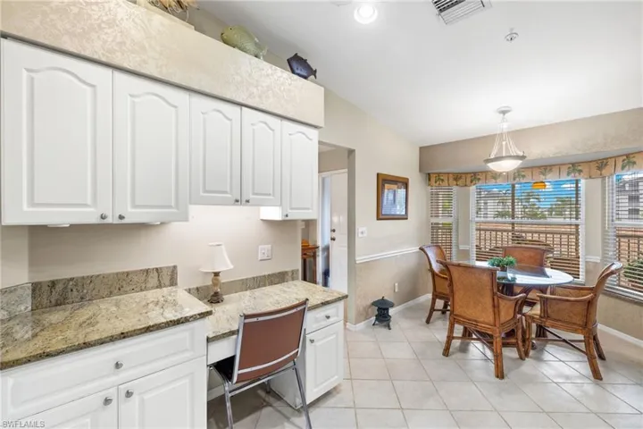 8067  Queen Palm  LN, Fort Myers, FL 33966