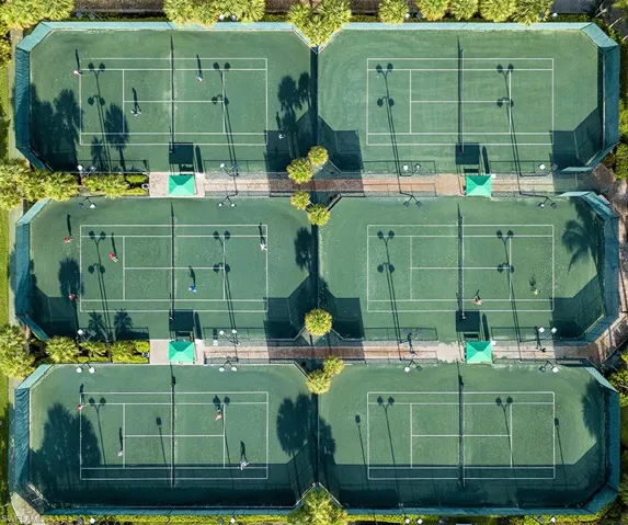 Naples Bay Club tennis courts
