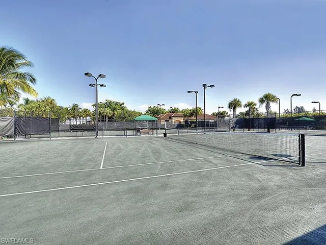 Naples Bay Club tennis courts