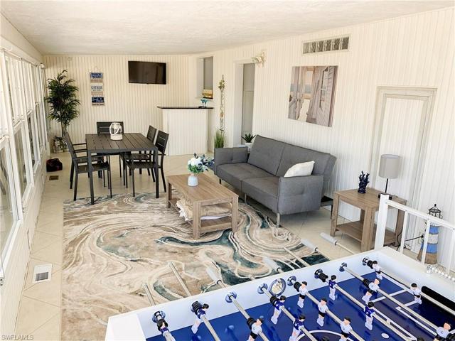 Den, Game Room area