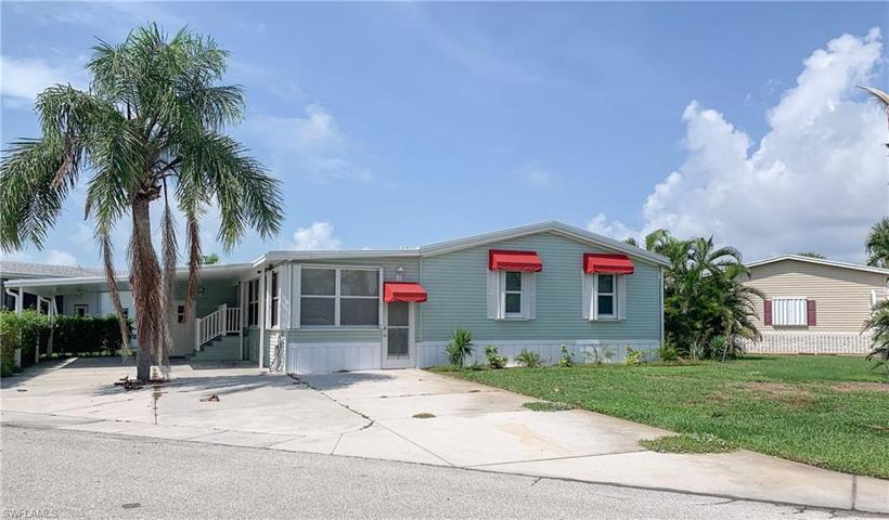Front with large corner lot