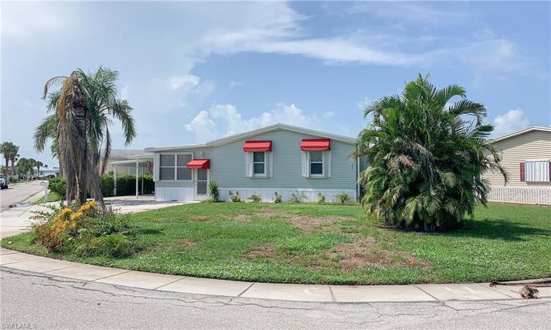 Front with large corner lot