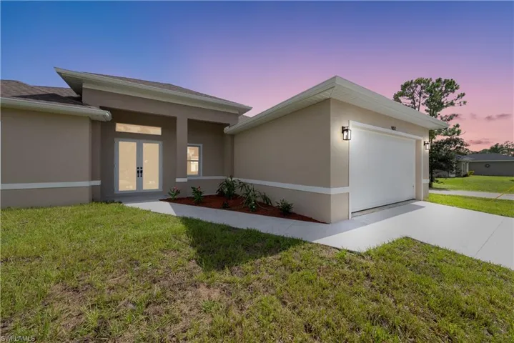 907 W 10th  ST, Lehigh Acres, FL 33972
