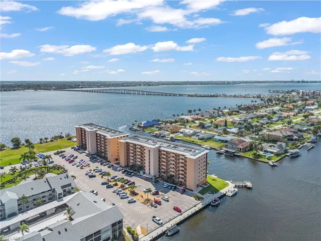 Bird's eye view of a notable bridge and a nearby body of water