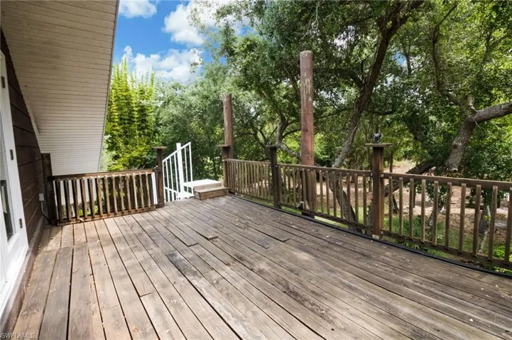 17611 Old Bayshore Rd, North Fort Myers, Florida 33917