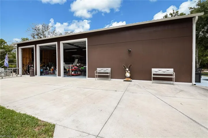 17611 Old Bayshore Rd, North Fort Myers, Florida 33917
