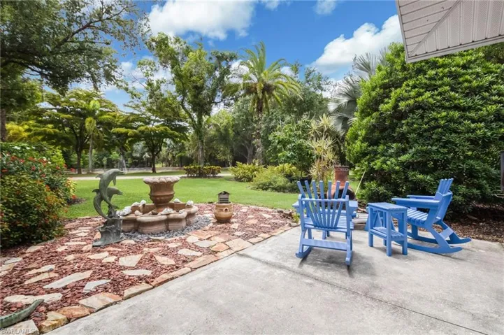 17611 Old Bayshore Rd, North Fort Myers, Florida 33917