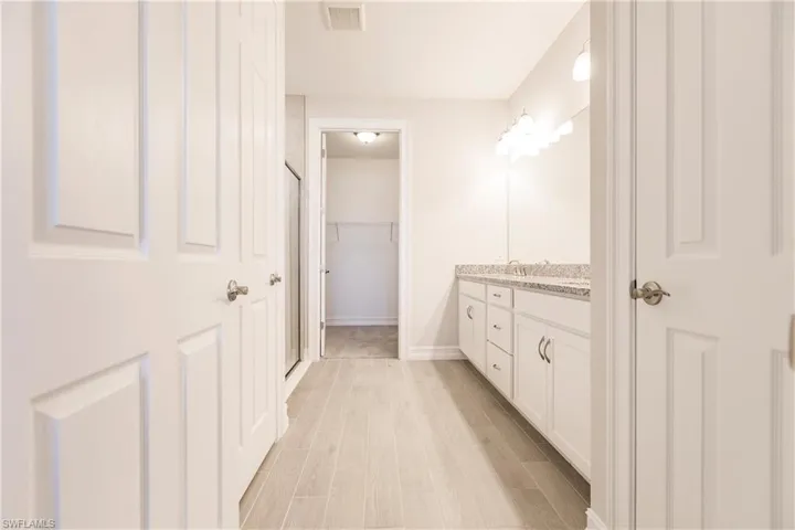 434 Spring Hill Lake Loop, Cape Coral Fl 33993