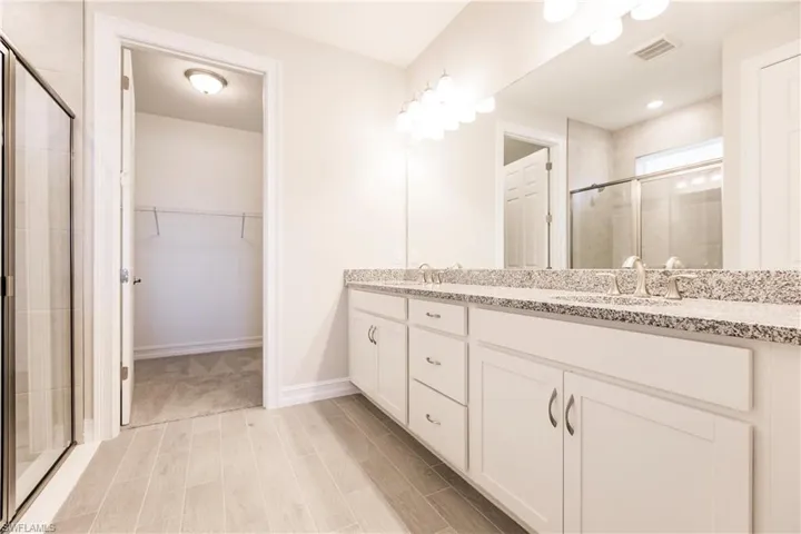 434 Spring Hill Lake Loop, Cape Coral Fl 33993