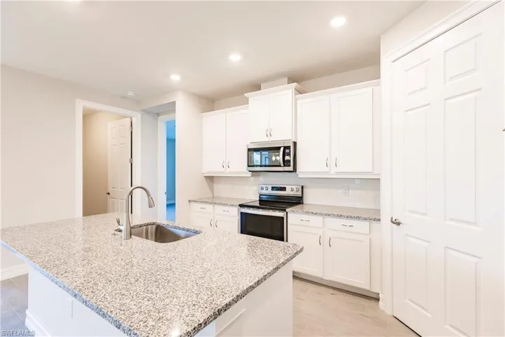 434 Spring Hill Lake Loop, Cape Coral Fl 33993