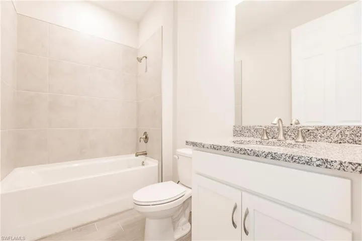 434 Spring Hill Lake Loop, Cape Coral Fl 33993