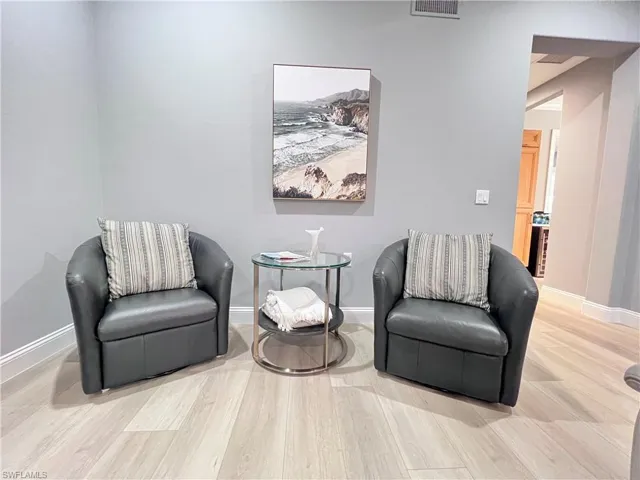 817 Regency Reserve Cir 3901, Naples, Florida 34119