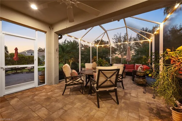 Fully screened Lanai