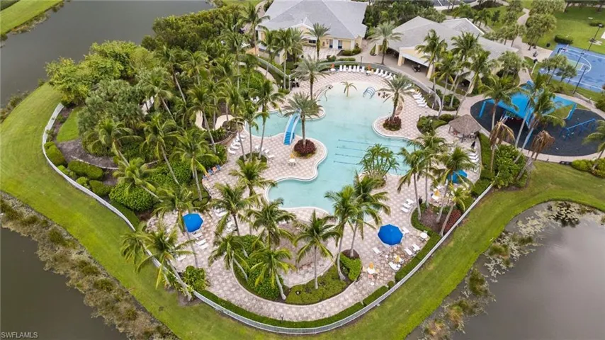 Lagoon Resort-style Community Pool