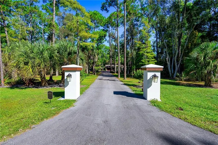 5675 Golden Oaks Ln, Naples, Florida 34119