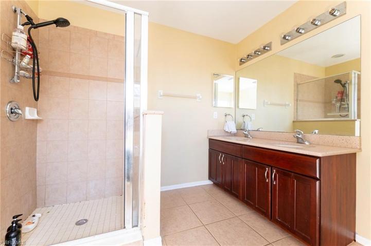 2181  Cape Heather  CIR, CAPE CORAL, FL 33991