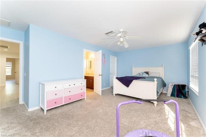 2181  Cape Heather  CIR, CAPE CORAL, FL 33991