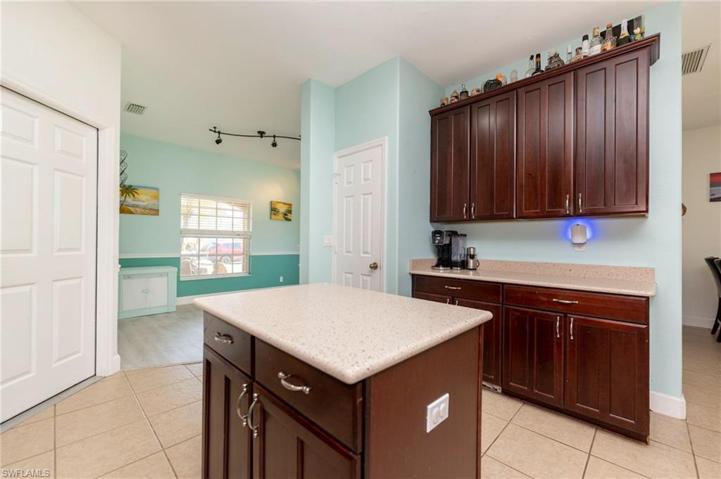 2181  Cape Heather  CIR, CAPE CORAL, FL 33991
