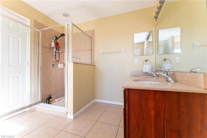 2181  Cape Heather  CIR, CAPE CORAL, FL 33991