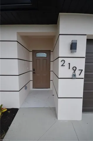 View of property entrance