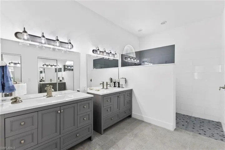 27013  Shell Ridge  CIR, Bonita Springs, FL 34134