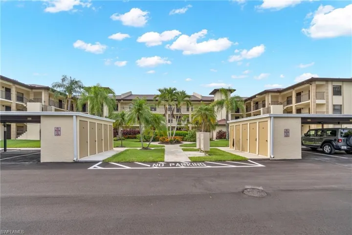 12150 Kelly Sands Way 625, Fort Myers, Florida 33908