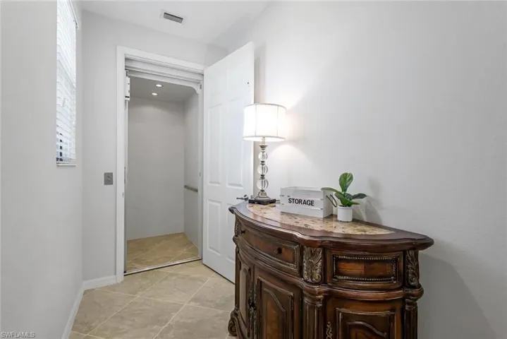 Private Elevator
