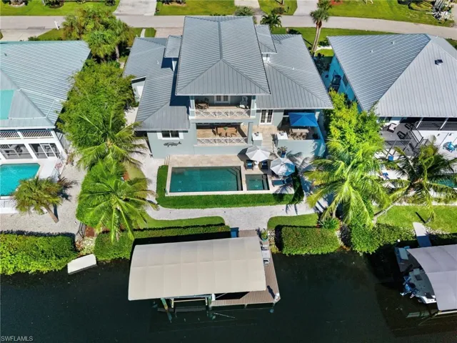Nothing like having your boat right behind your house