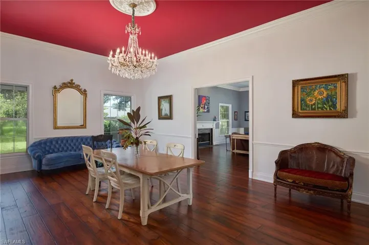 Formal Dining