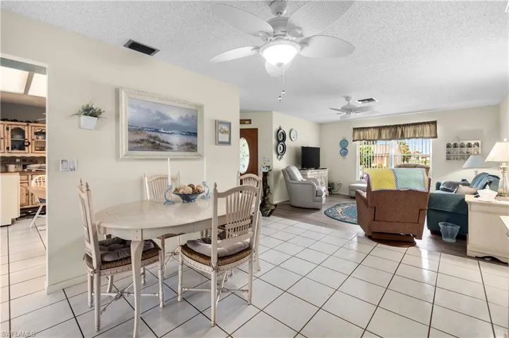 1038 SE 25th LN, CAPE CORAL FL 33904
