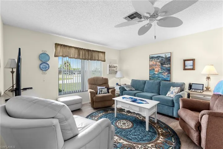 1038 SE 25th LN, CAPE CORAL FL 33904