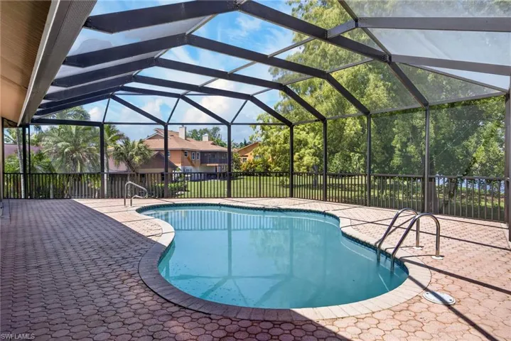 7214 Hendry Creek Dr, Fort Myers, Florida 33908
