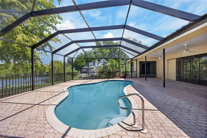 7214 Hendry Creek Dr, Fort Myers, Florida 33908