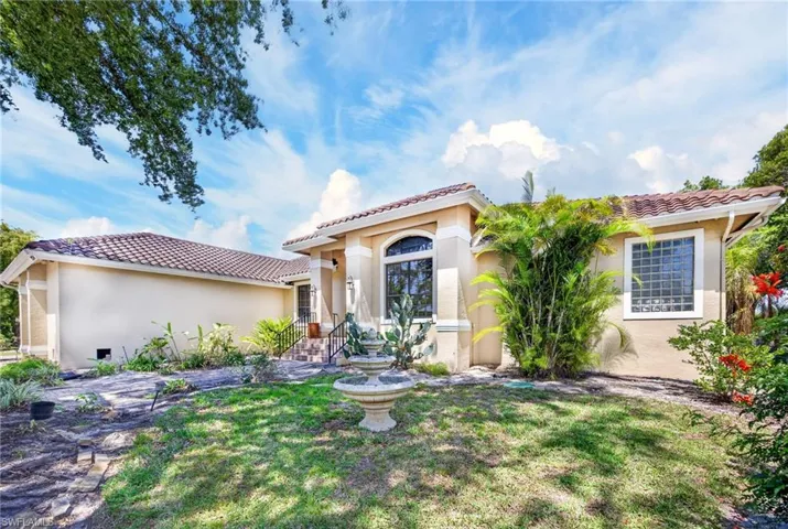7214 Hendry Creek Dr, Fort Myers, Florida 33908