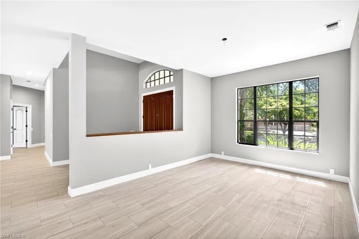 7214 Hendry Creek Dr, Fort Myers, Florida 33908