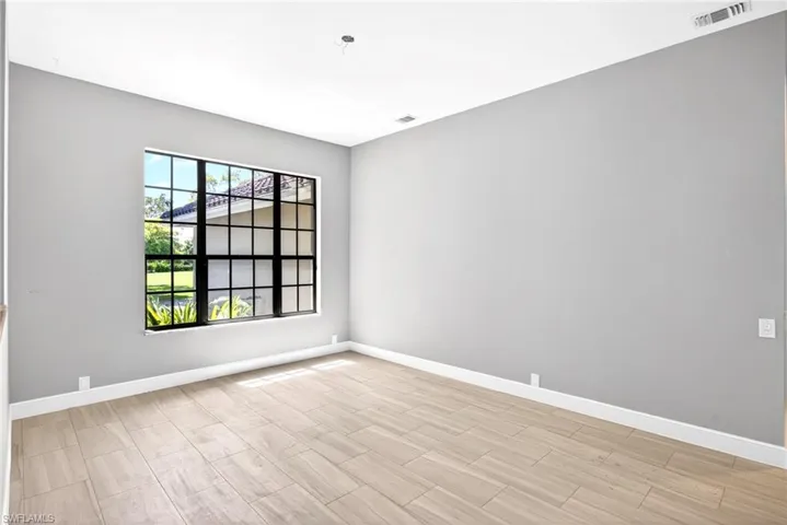 7214 Hendry Creek Dr, Fort Myers, Florida 33908