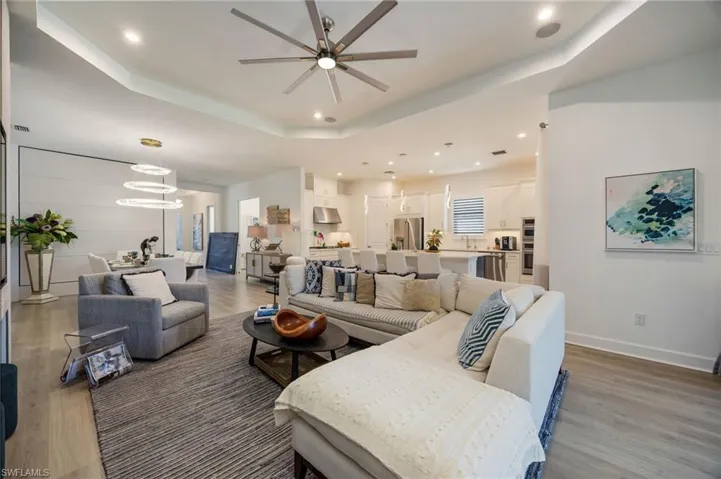 8143 Lucello Ter S, Naples, Florida 34114