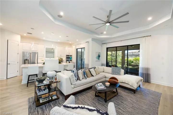 8143 Lucello Ter S, Naples, Florida 34114