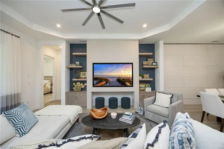 8143 Lucello Ter S, Naples, Florida 34114