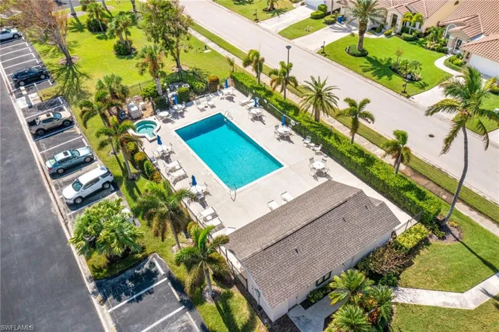 16321 Kelly Woods Dr 182, Fort Myers, Florida 33908
